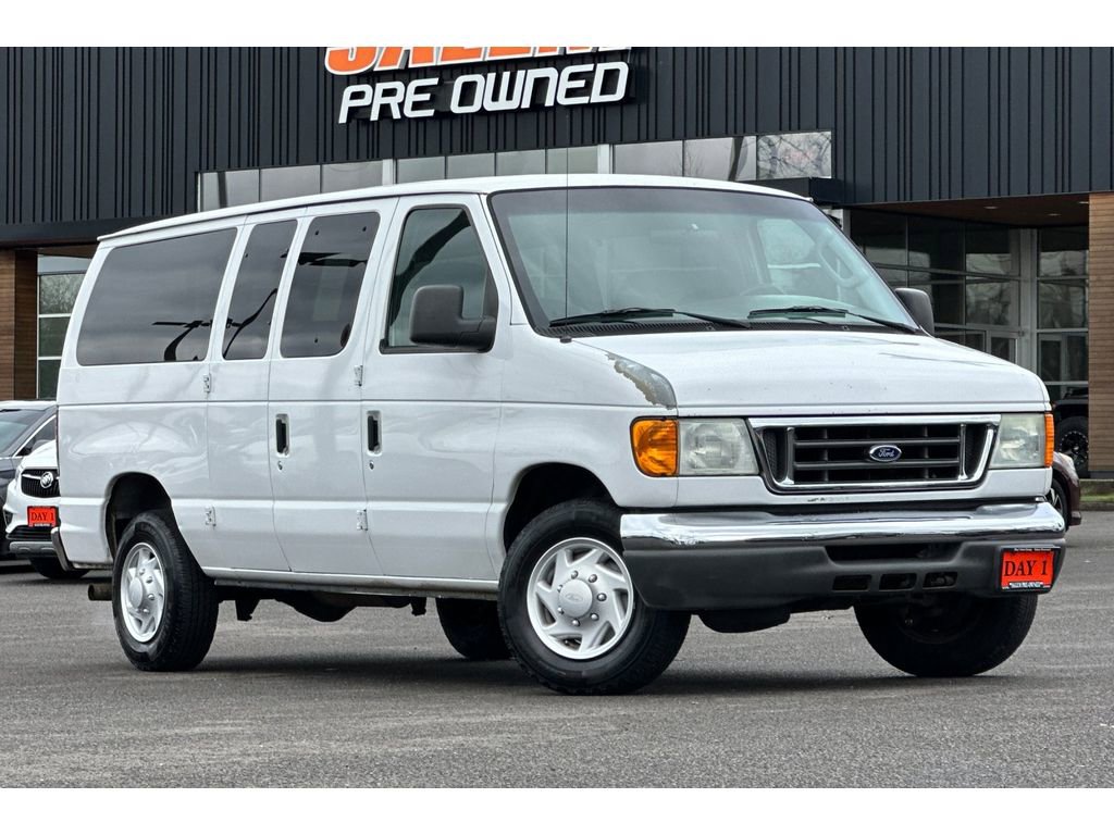 Used 2006 Ford E-350 and Econoline 350 XL image 2