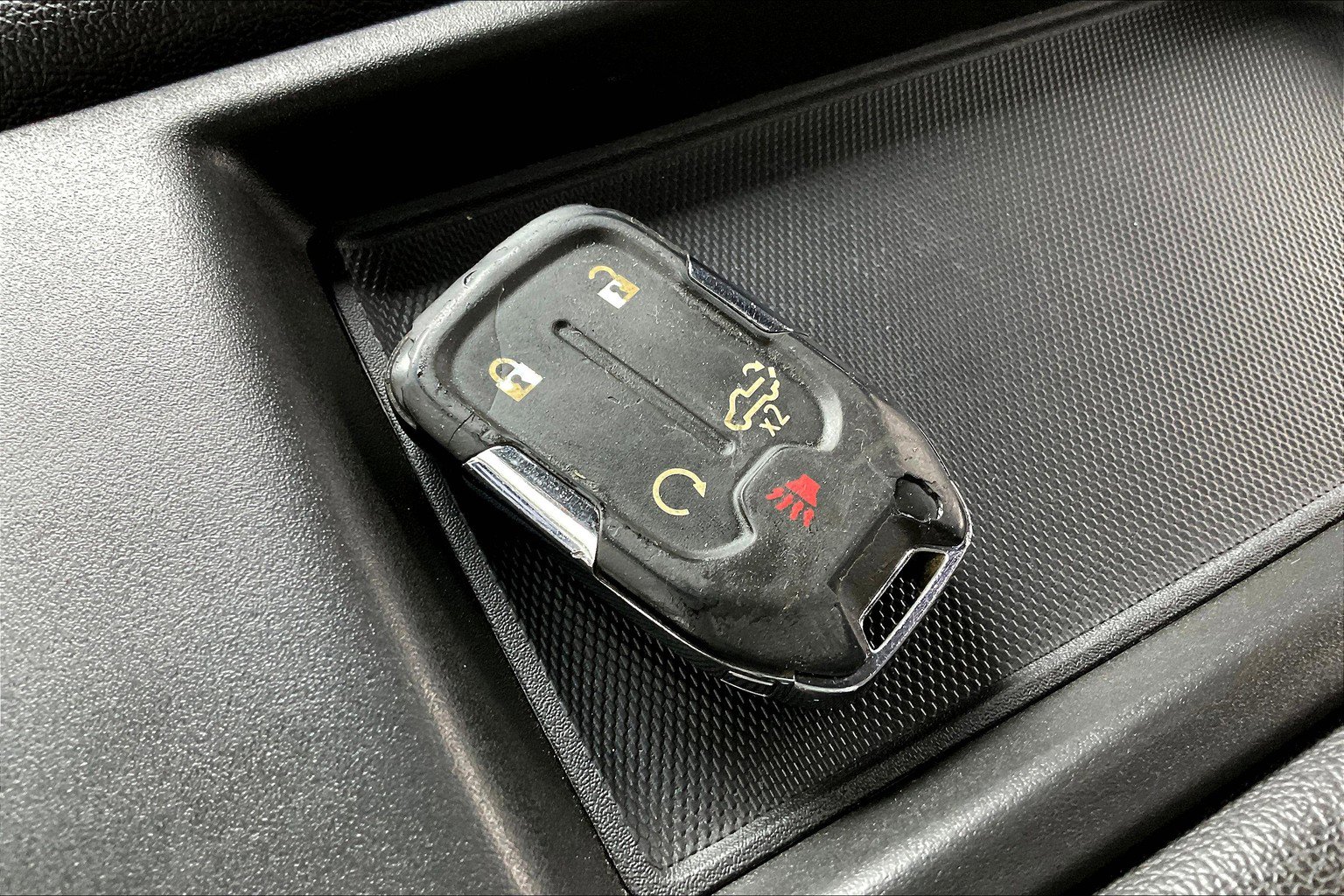 Used 2019 Chevrolet Silverado 1500 LT w/ All-Star Edition AWD/4WD image 14