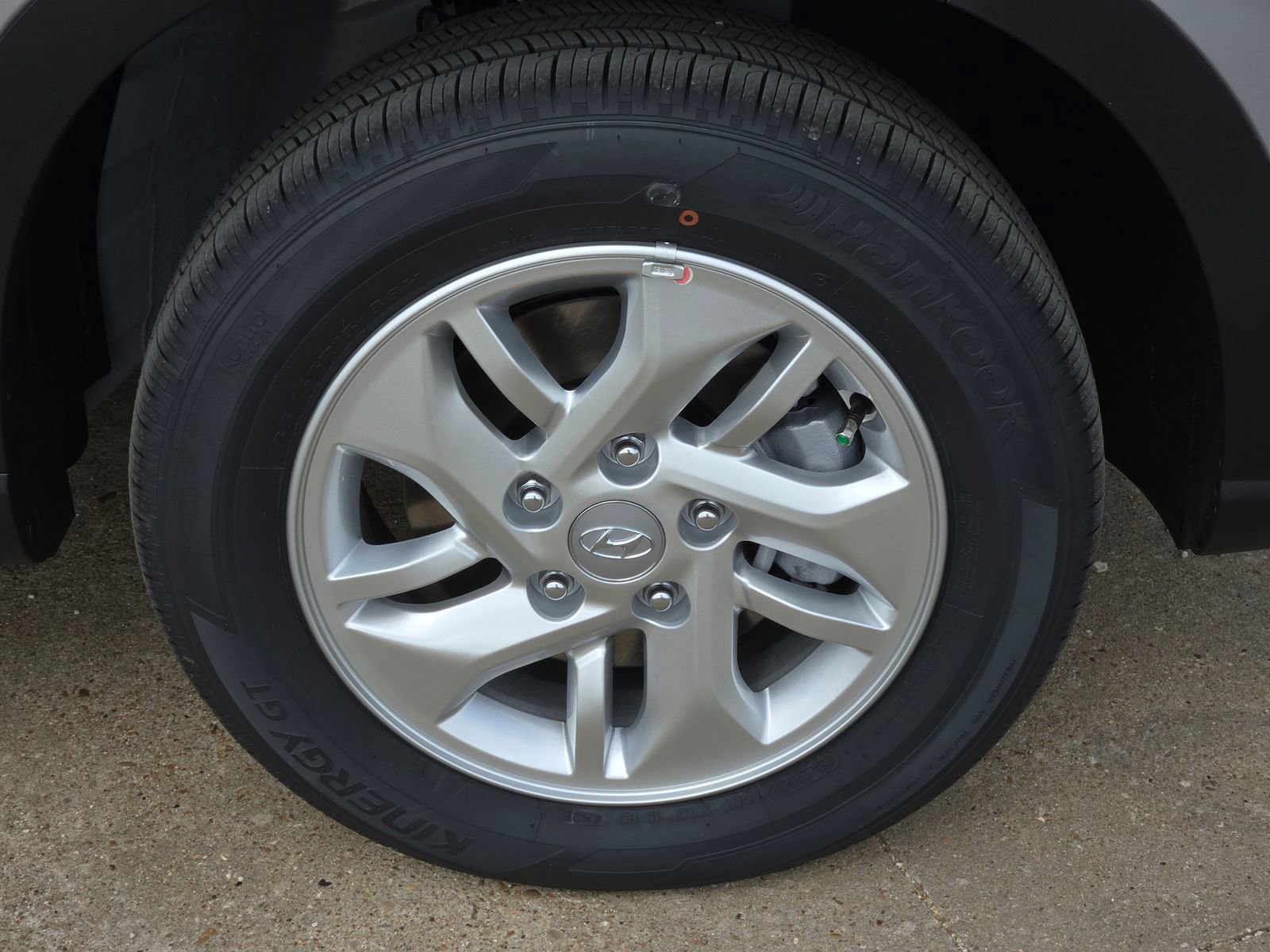 New 2026 Hyundai Venue SE image 7