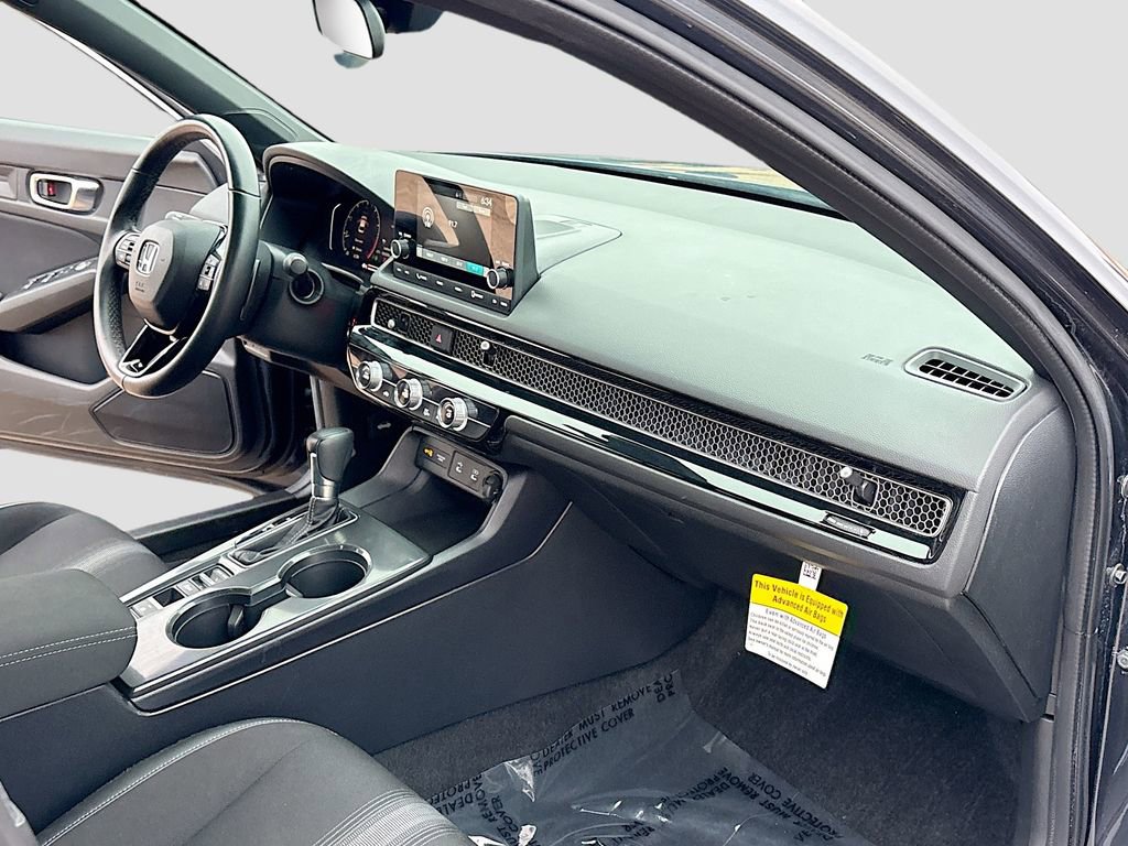 Used 2025 Honda Civic Sport image 26