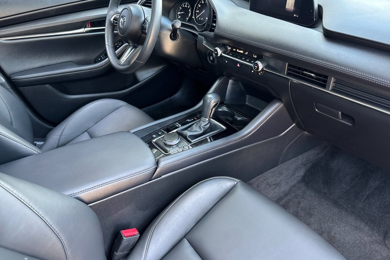 Used 2024 MAZDA MAZDA3 s image 15