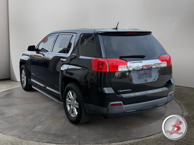 Used 2011 GMC Terrain SLE FWD image 3