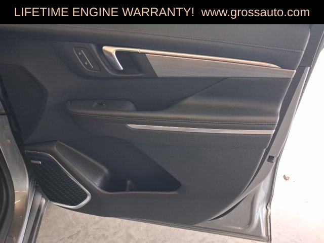 Used 2025 Buick Enclave Preferred image 32