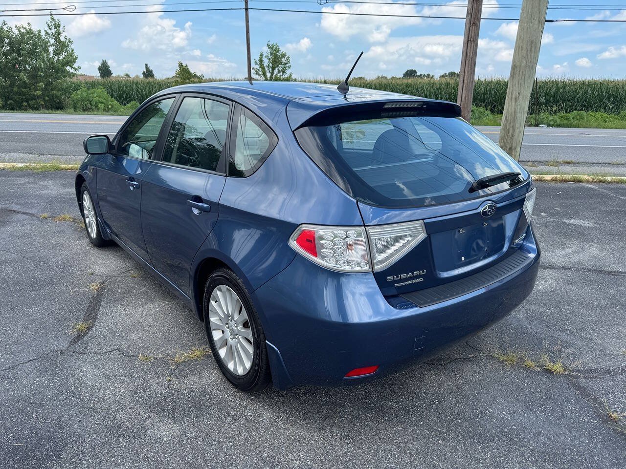Used 2011 Subaru Impreza 2.5i Premium w/ PWR Moonroof Value Pkg AWD/4WD image 4