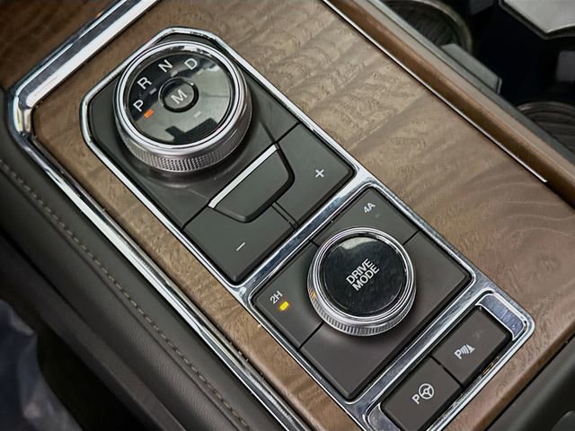 Used 2019 Ford Expedition Platinum image 19