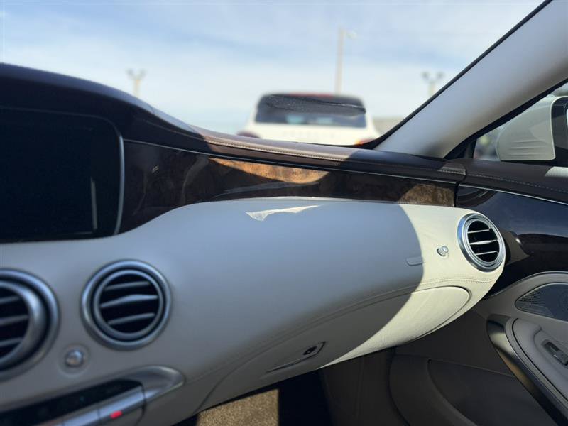 Used 2015 Mercedes-Benz S 550 4MATIC Coupe w/ Sport Package image 33