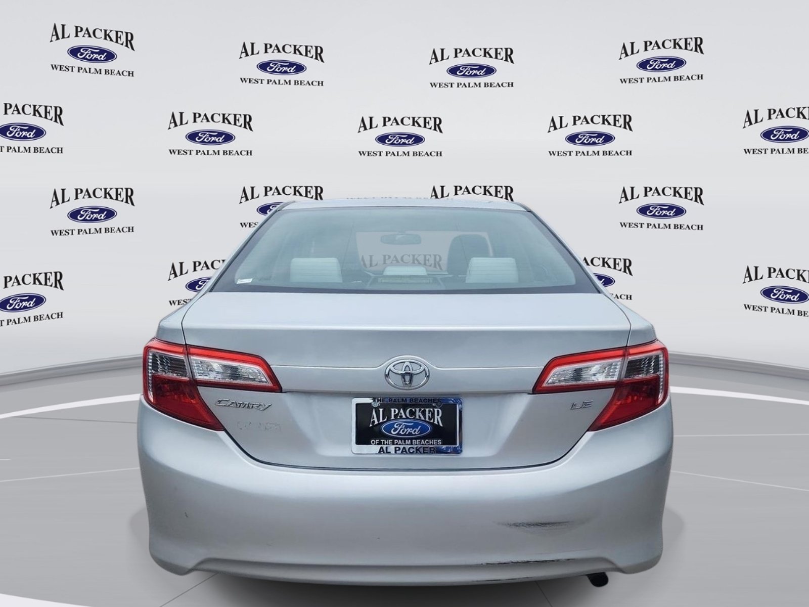Used 2012 Toyota Camry LE FWD image 4