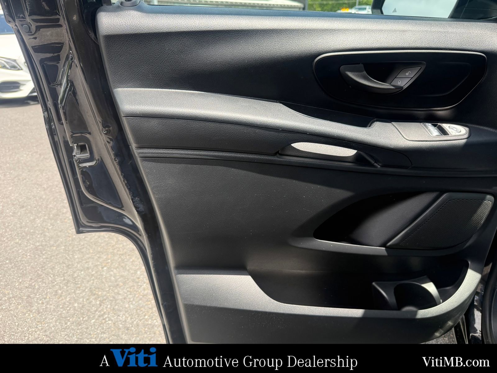 Used 2022 Mercedes-Benz Metris image 16