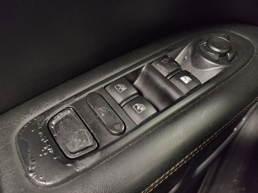 Used 2021 Jeep Compass Limited w/ Sun and Sound Group AWD/4WD image 27