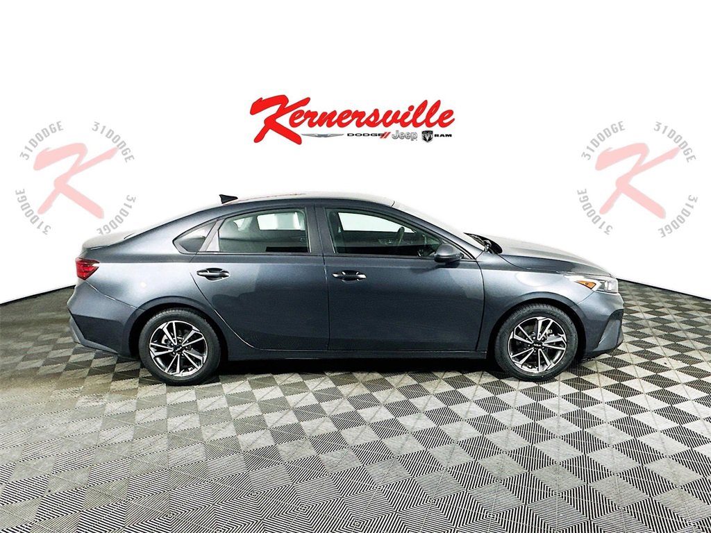 Used 2023 Kia Forte LXS image 8