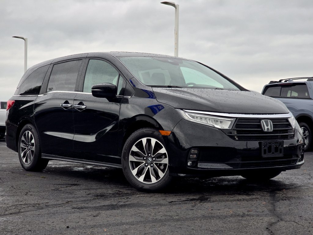 Certified 2024 Honda Odyssey EX-L image 2