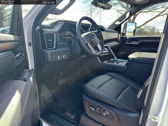 New 2026 GMC Sierra 3500 Denali w/ Denali Reserve Package image 17