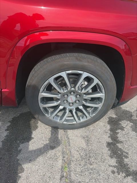 Used 2021 GMC Acadia Denali w/ Denali Technology Package image 33