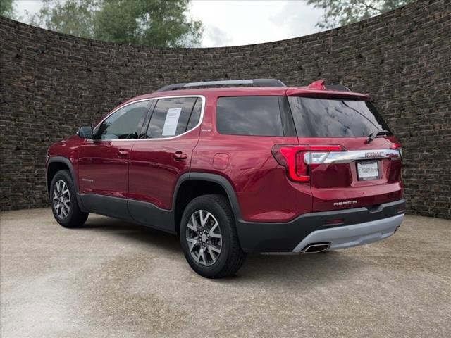 Used 2023 GMC Acadia SLE w/ Driver Convenience Package image 4
