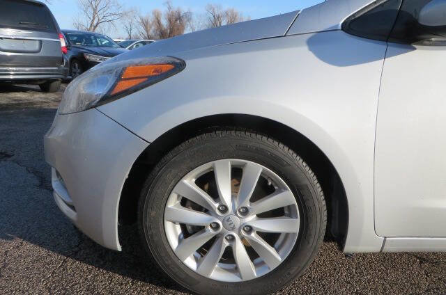 Used 2016 Kia Forte Koup EX FWD image 27