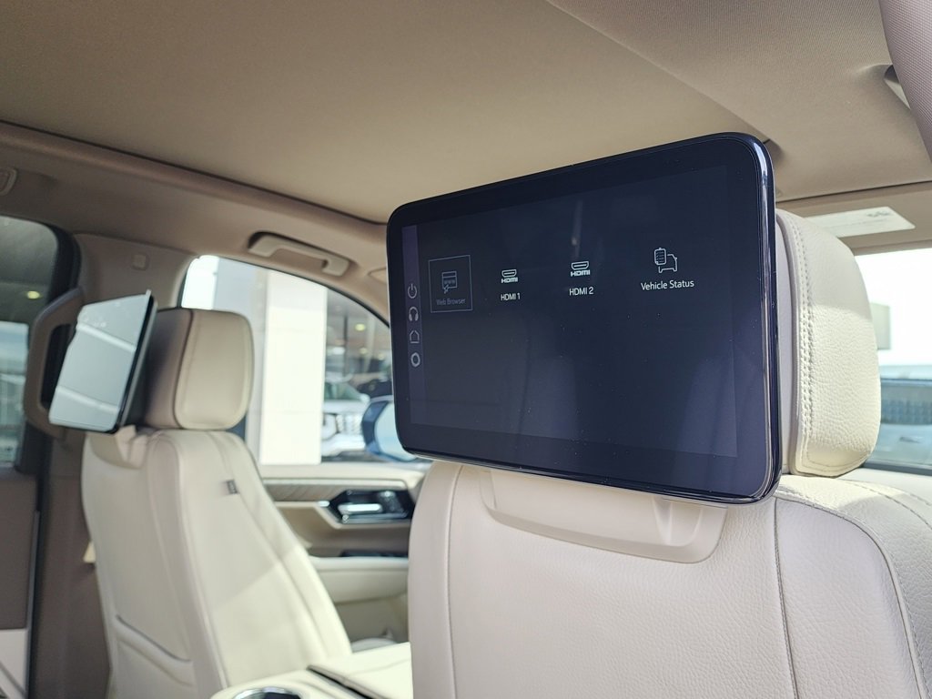 New 2026 GMC Yukon XL Denali w/ Denali Reserve Package image 55