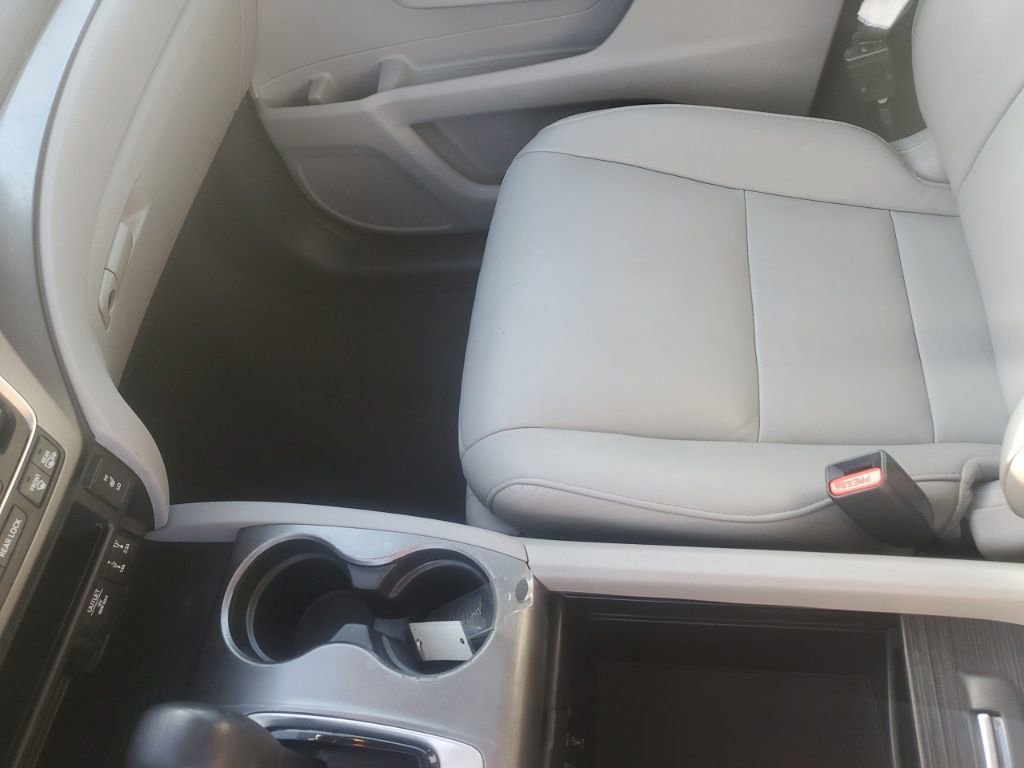 Used 2018 Honda Pilot EX-L image 23