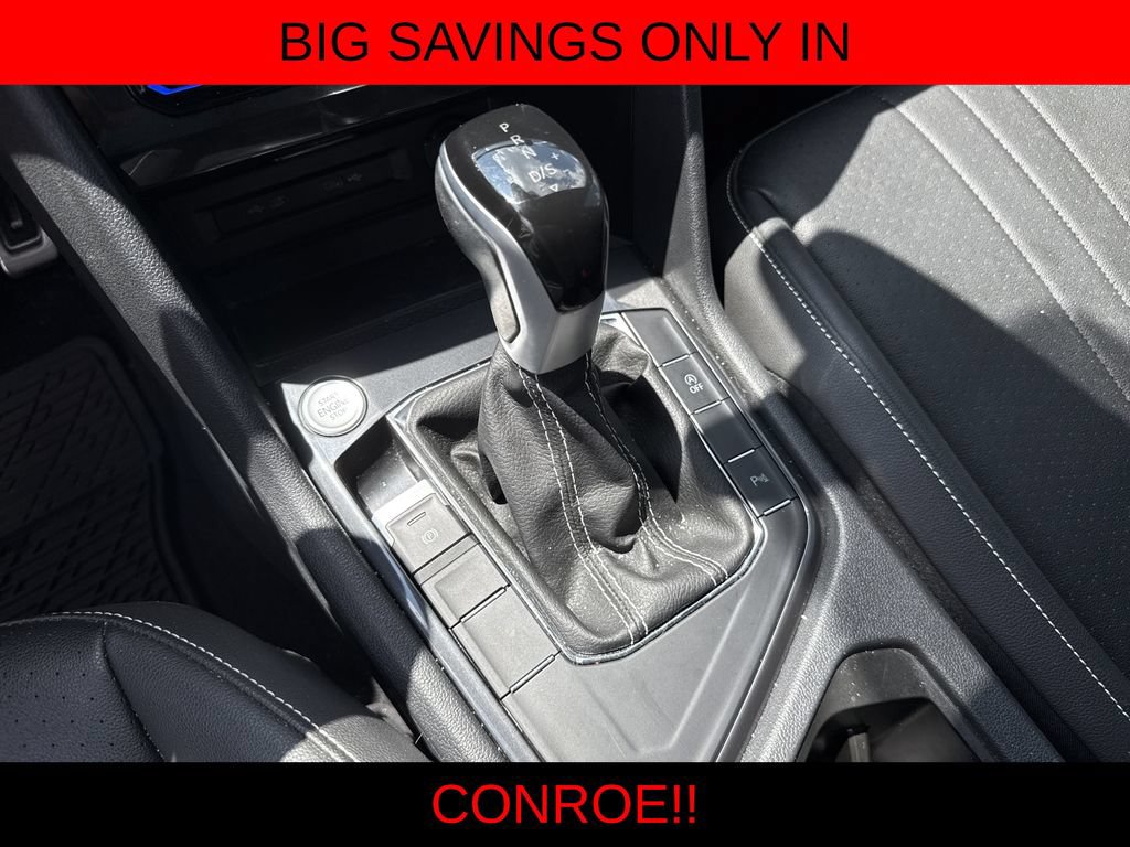 Used 2024 Volkswagen Tiguan SE R-Line FWD image 18