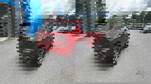 New 2026 Chevrolet Equinox LT w/ Convenience Package II image 3