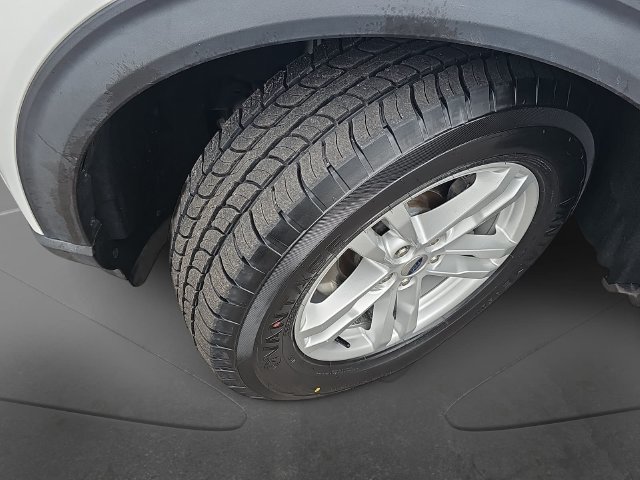 Used 2020 Ford Explorer XLT RWD image 35