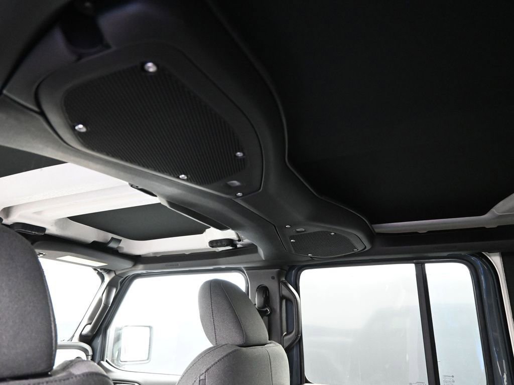 New 2026 Jeep Wrangler Sahara w/ Technology Group image 24