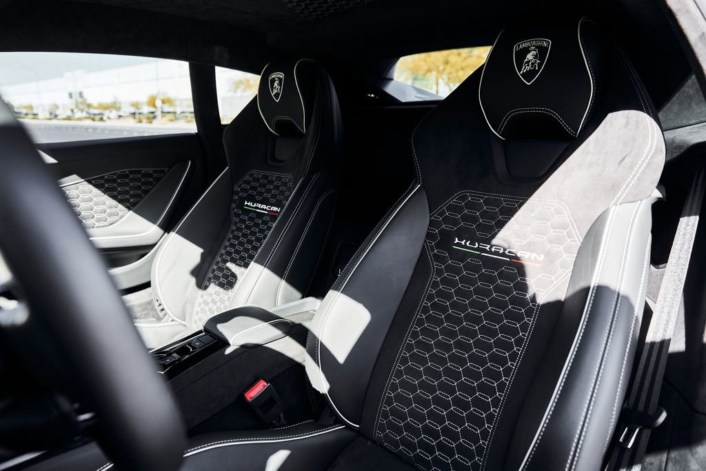 Used 2023 Lamborghini Huracan Tecnica image 49