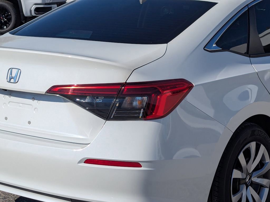 Used 2023 Honda Civic LX image 7