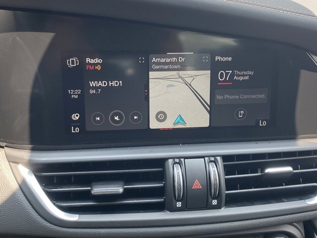 New 2025 Alfa Romeo Giulia AWD w/ Driving Assist Package image 28