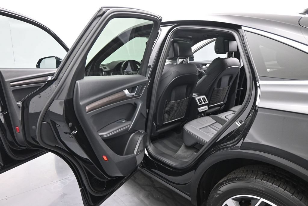 Used 2021 Audi Q5 2.0T Premium Plus w/ Premium Plus Package AWD/4WD image 20