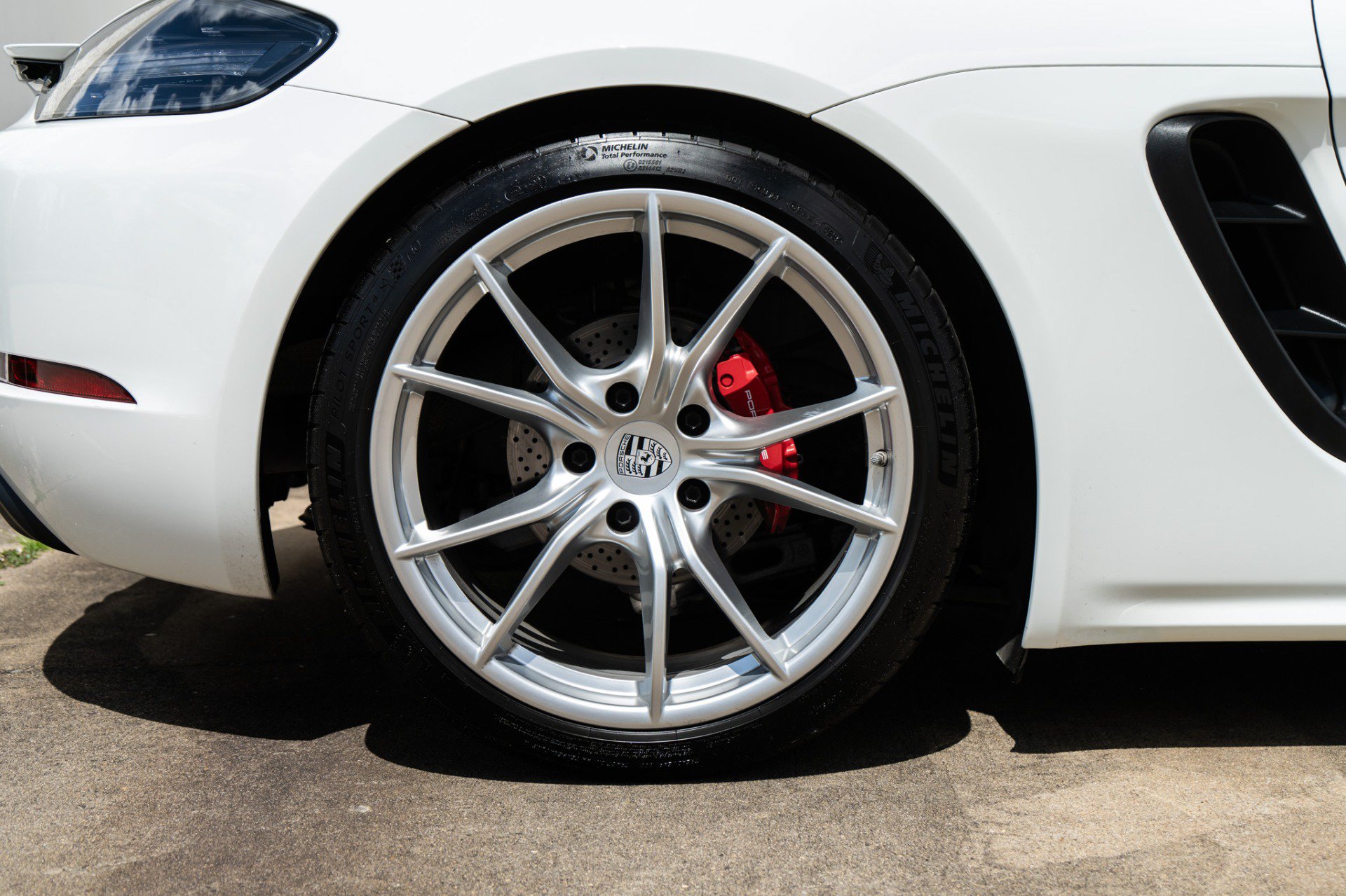 Used 2023 Porsche 718 Boxster S RWD image 35
