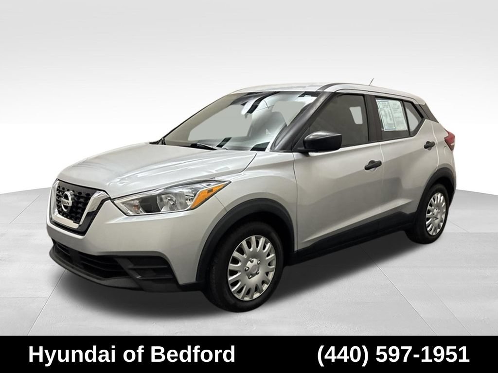 Used 2020 Nissan Kicks S FWD image 1