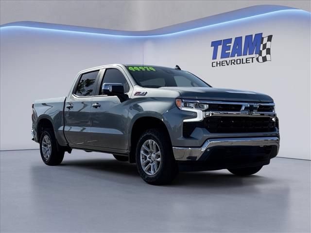 Certified 2024 Chevrolet Silverado 1500 LT w/ Z71 Off-Road Package AWD/4WD image 5