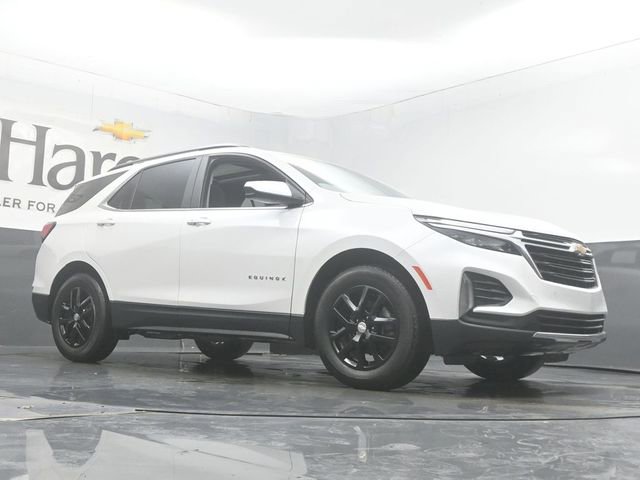 Used 2023 Chevrolet Equinox LT FWD image 2