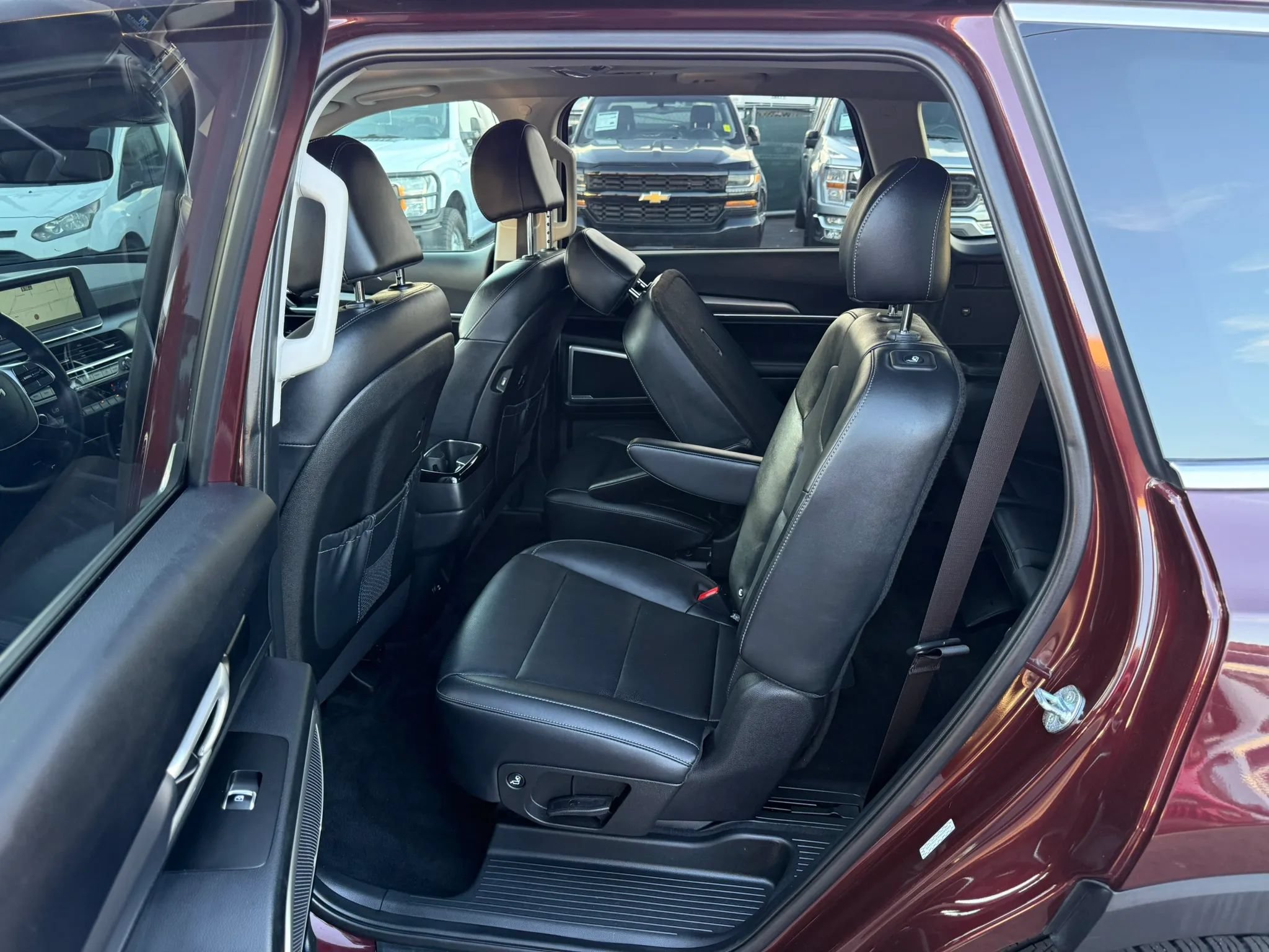 Used 2022 Kia Telluride S AWD/4WD image 44