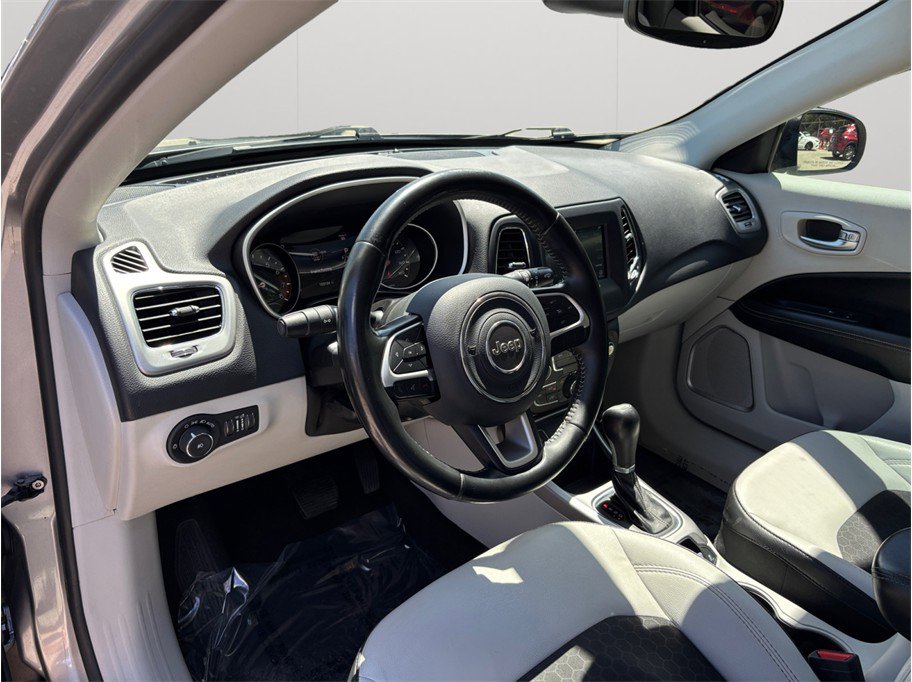 Used 2018 Jeep Compass Latitude w/ Popular Equipment Group image 6