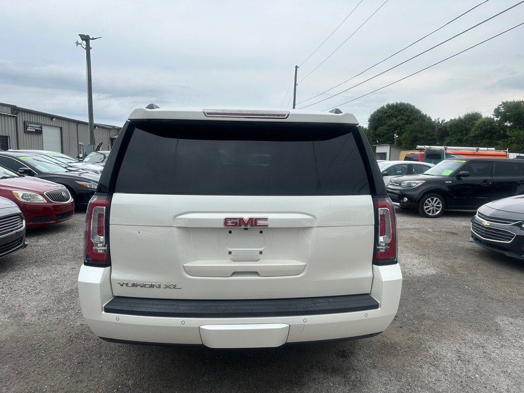 Used 2015 GMC Yukon XL SLT w/ Open Road Package RWD image 5