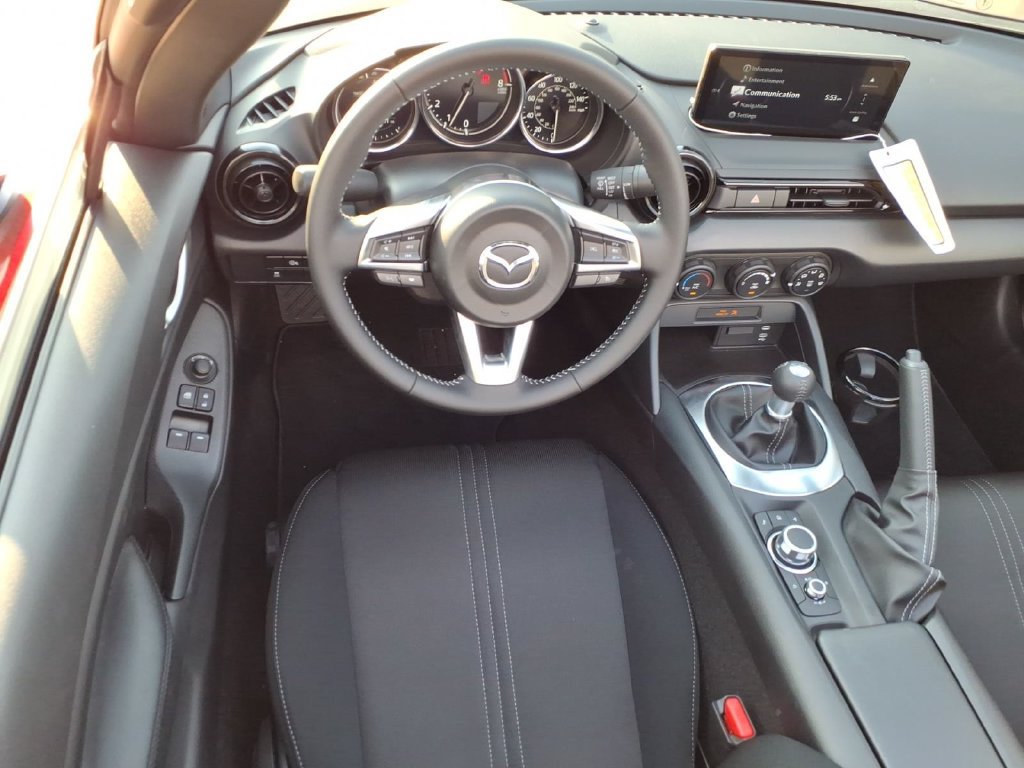 New 2026 MAZDA MX-5 Miata Sport RWD image 6