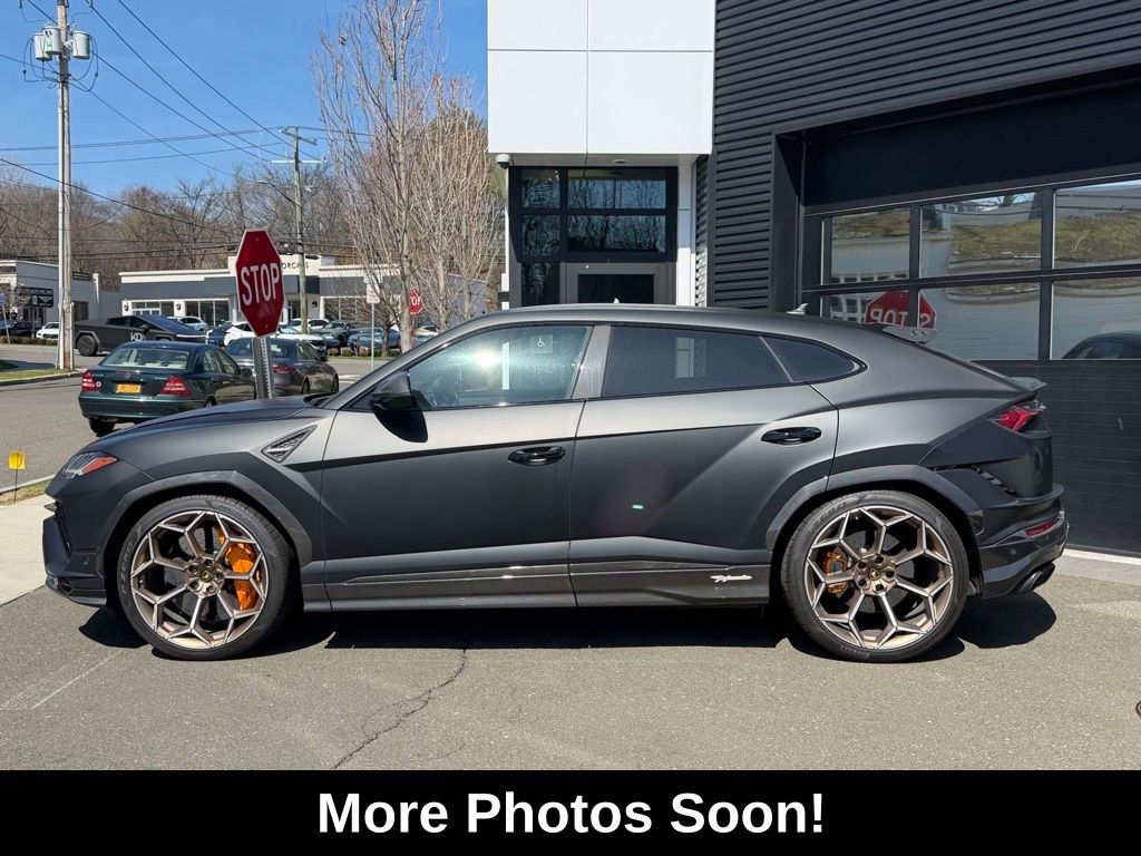 Used 2024 Lamborghini Urus Performante image 2