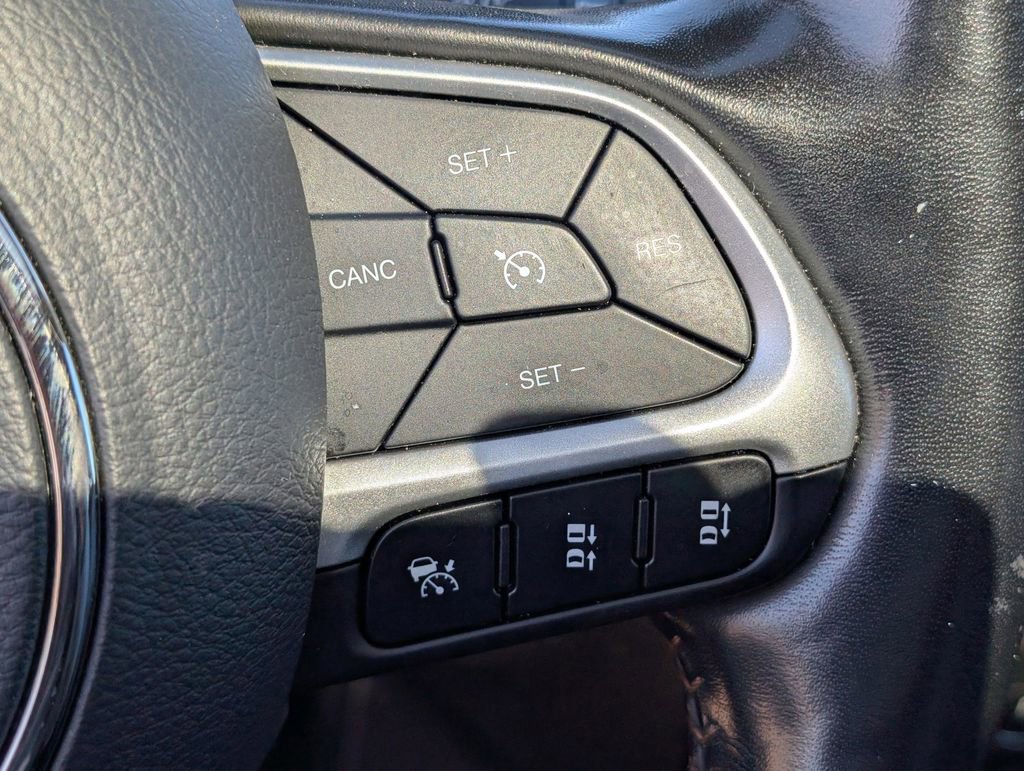 Used 2021 Jeep Compass Limited w/ Sun and Sound Group AWD/4WD image 20