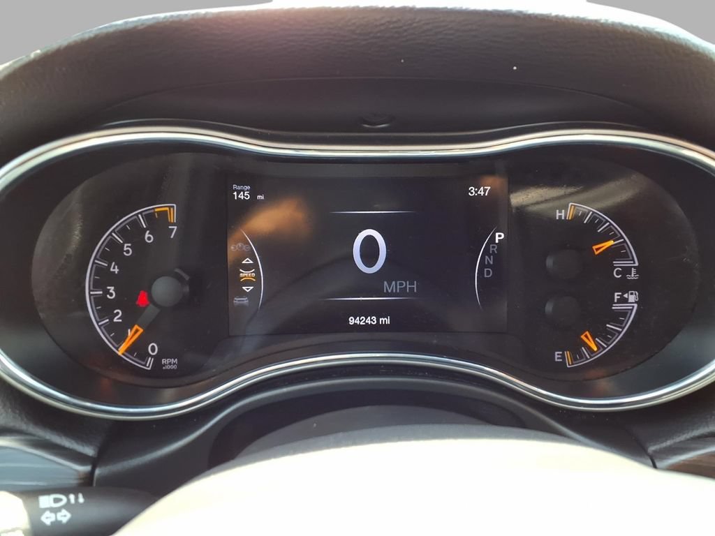 Certified 2021 Jeep Grand Cherokee Laredo X AWD/4WD image 16