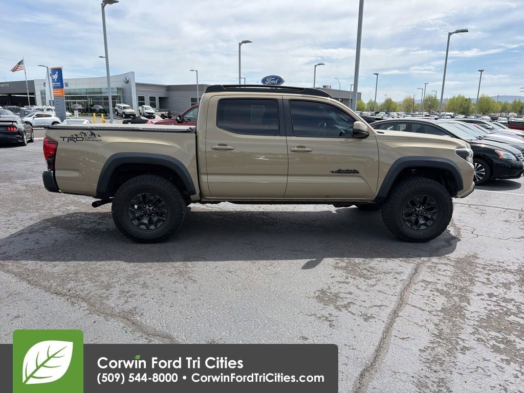 Used 2019 Toyota Tacoma TRD Off-Road image 8