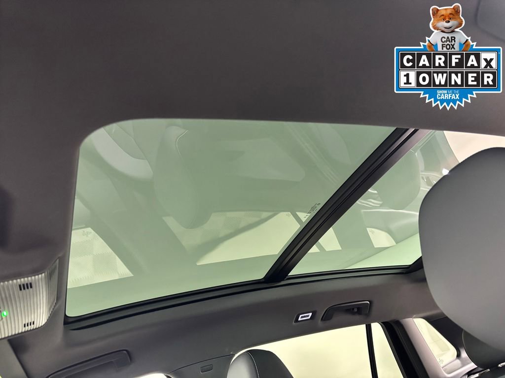 Used 2025 Volkswagen Tiguan SE R-Line AWD/4WD image 22