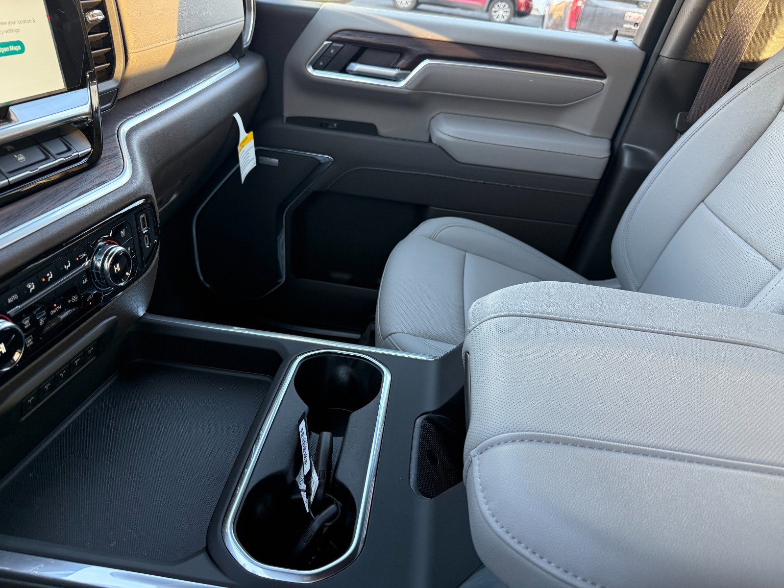 New 2026 GMC Sierra 2500 SLT w/ Max Trailering Package image 33