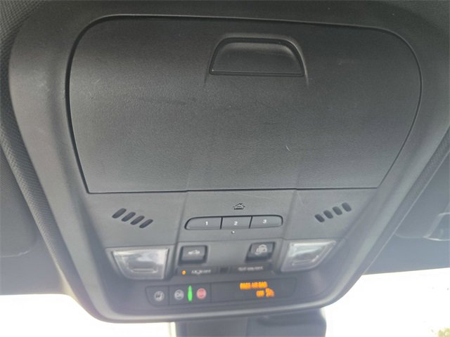 Used 2020 Cadillac XT4 Premium Luxury w/ Cold Weather Package image 19