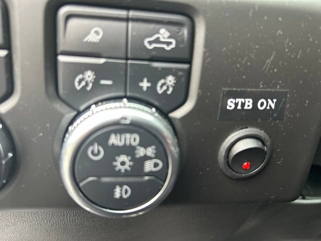 Used 2025 GMC Sierra 1500 AT4 w/ AT4 Premium Package AWD/4WD image 36