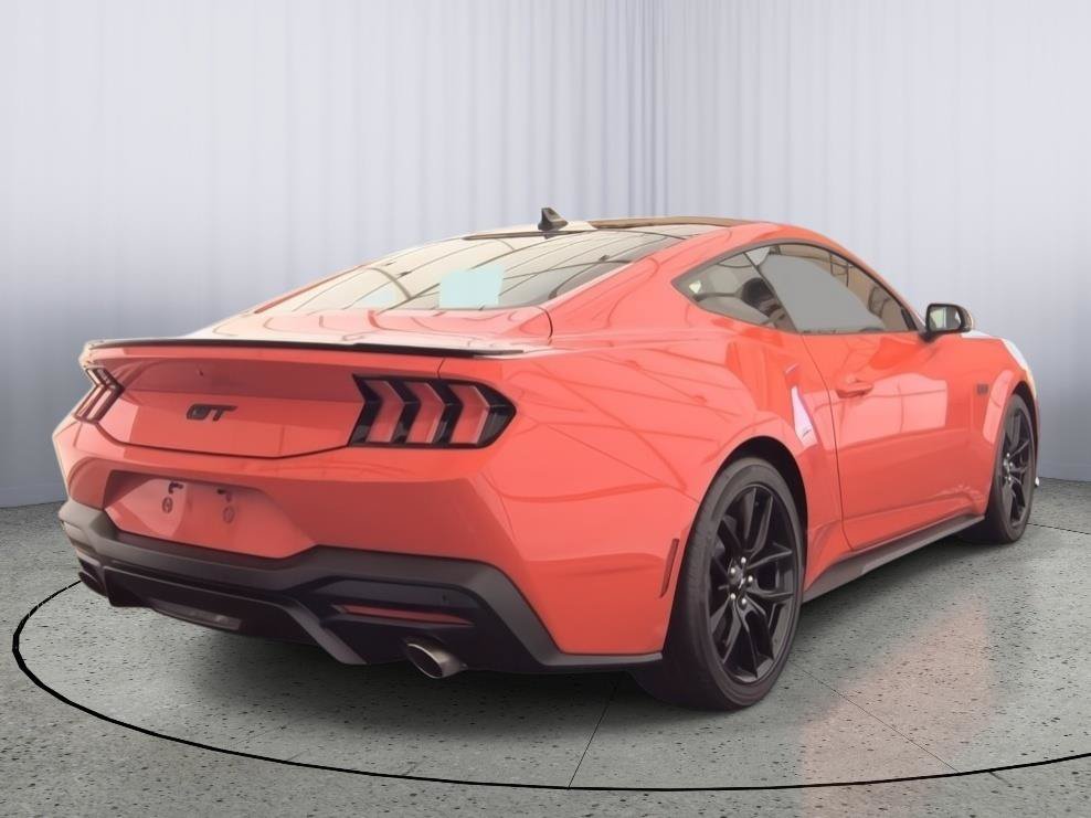 Used 2025 Ford Mustang GT Premium RWD image 2
