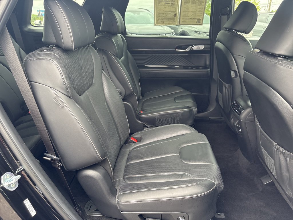 Used 2024 Hyundai Palisade Calligraphy AWD/4WD image 3
