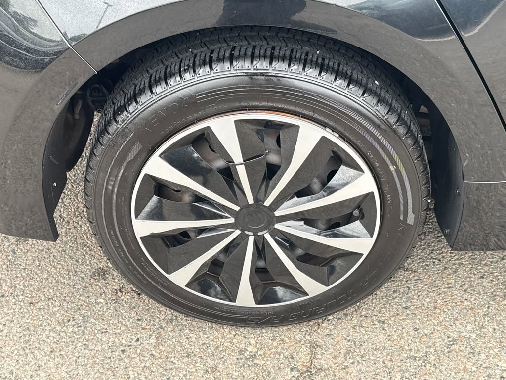 Used 2020 Toyota Corolla LE FWD image 41