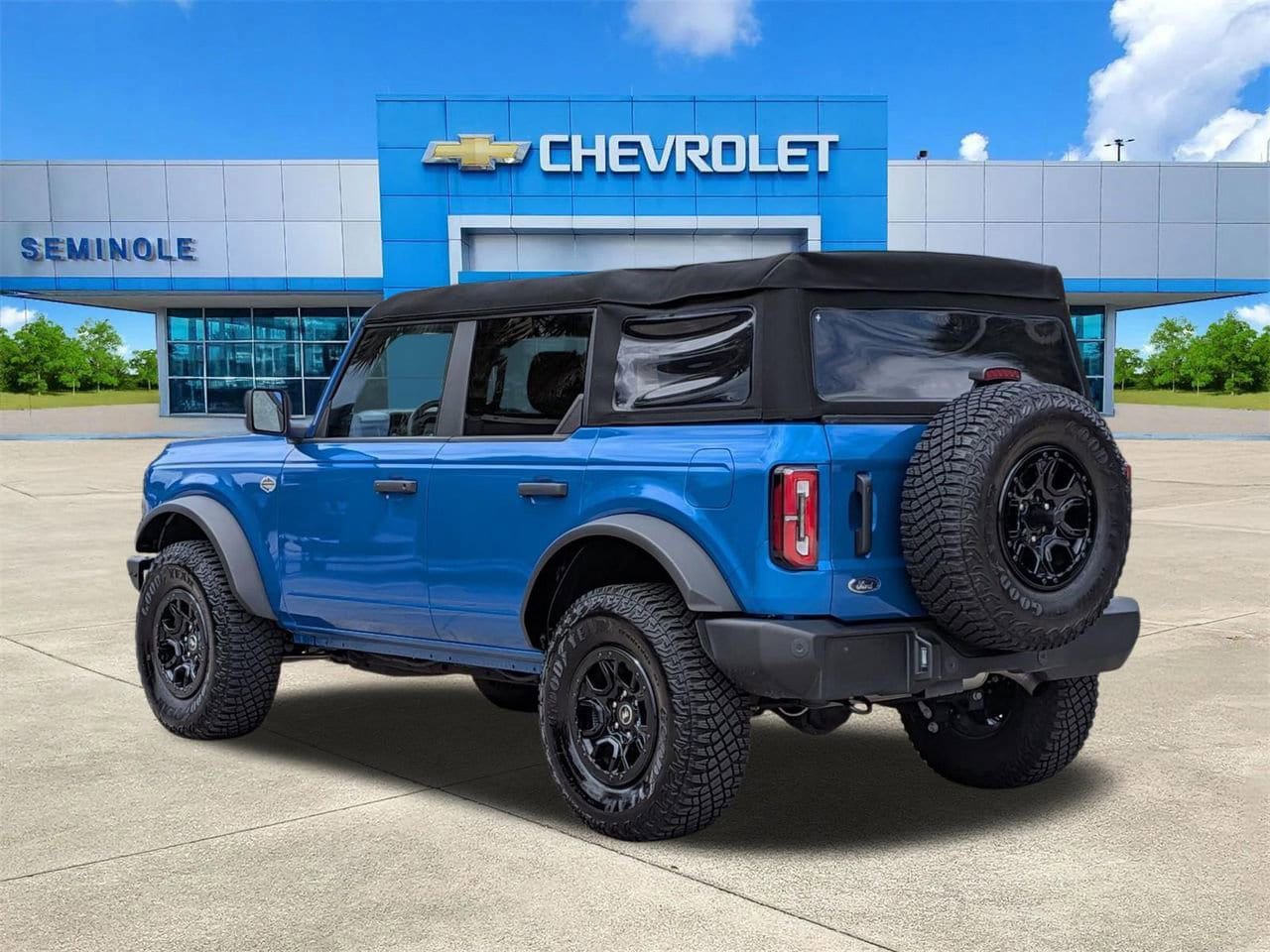 Used 2024 Ford Bronco Wildtrak AWD/4WD image 3