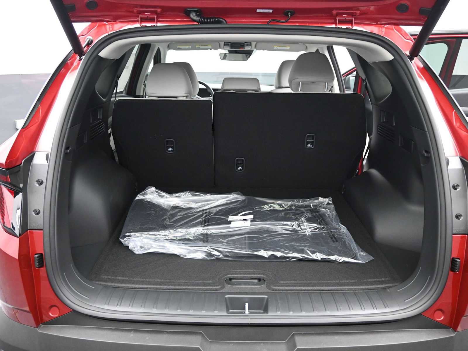 Used 2026 Hyundai Tucson SEL image 13